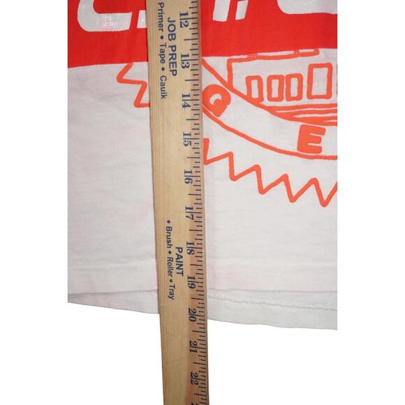 Vintage L.A. Gear Los Angeles Cropped Graphic T-Shirt White Red Logo  Size 21x18 - Picture 7 of 7